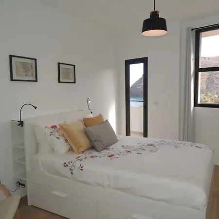 Hauzify I Ruiz De Padron