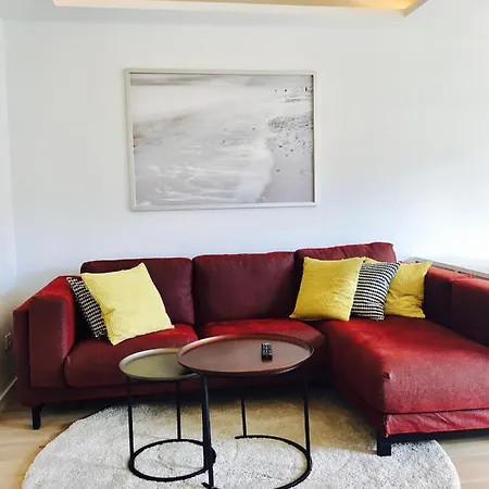 Hauzify I Ruiz De Padron